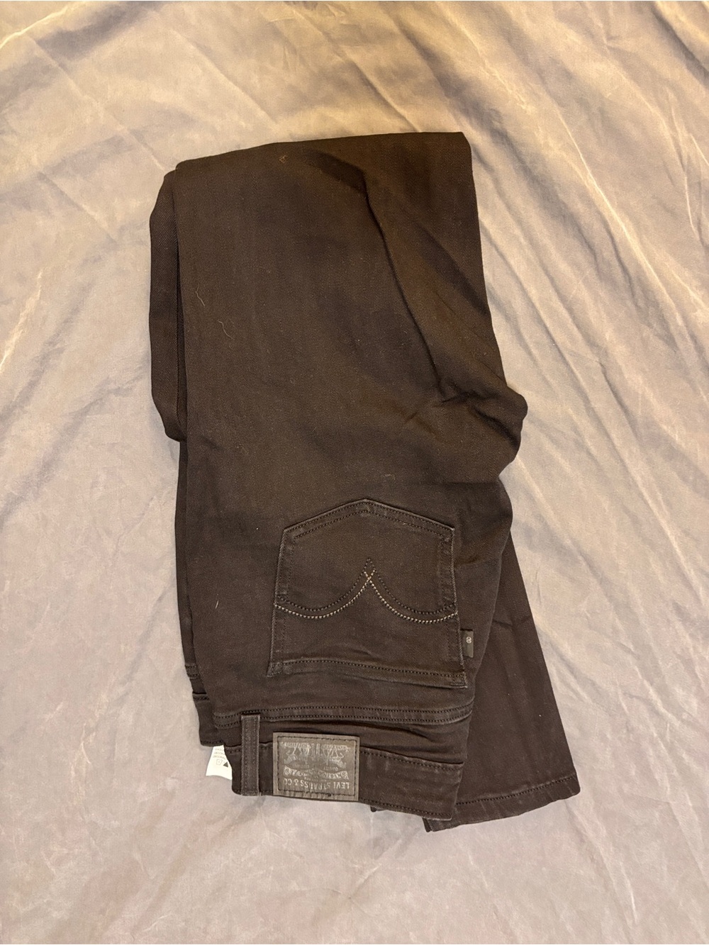 Levi's women’s Slim Straight Black Jeans